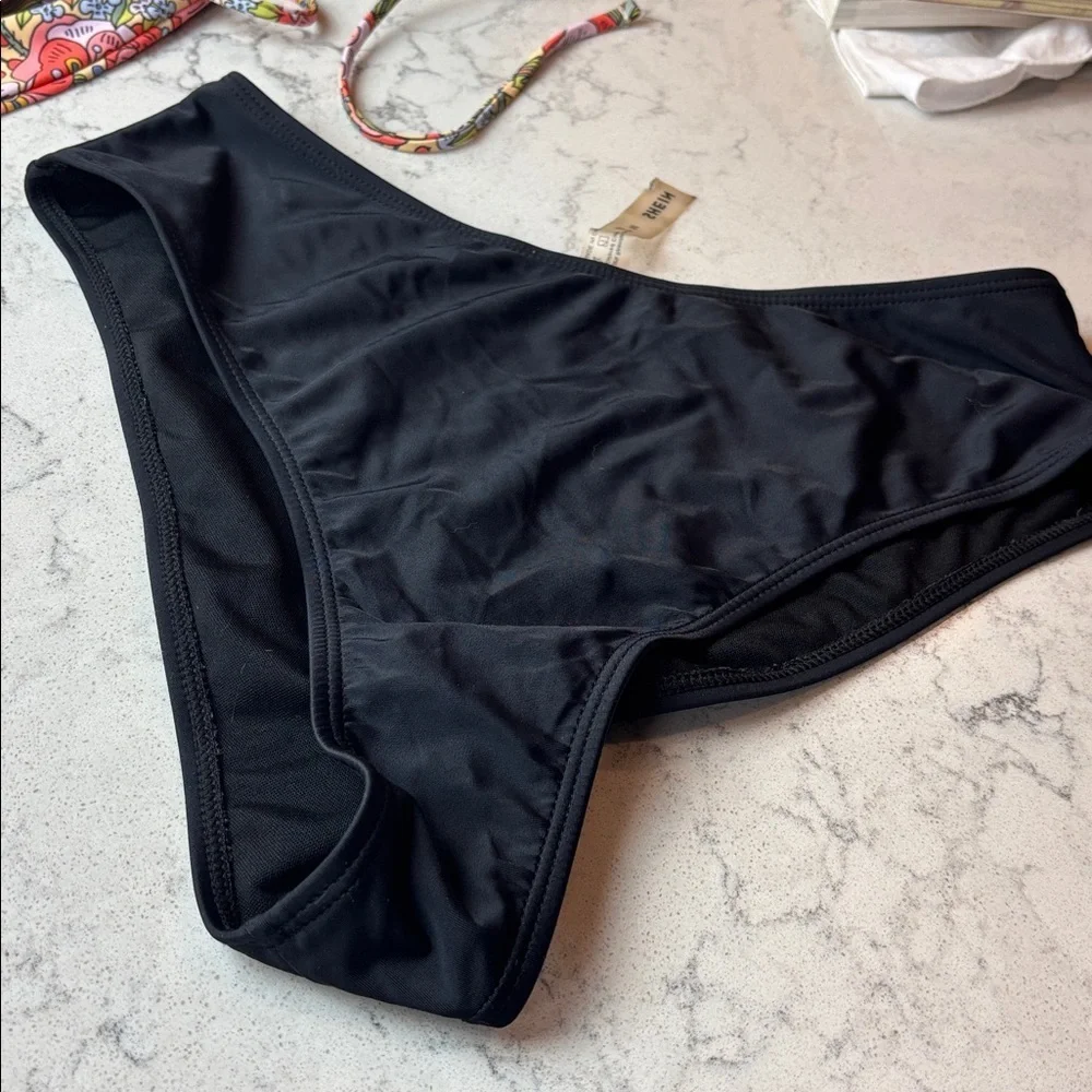 Bikini bundle Shein Amazon, floral, brown, black mix & match EUC